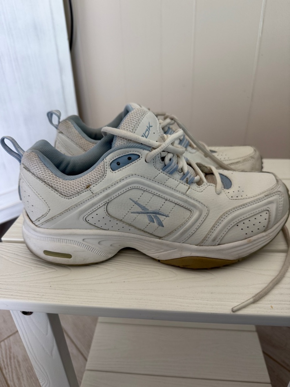 Reebok White and Light Blue Athletic Sneakers - size 8.5